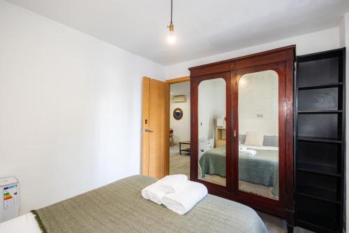 Acogedor Piso de 2 Dormitorios en Sevilla
