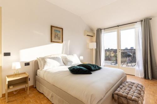 Duomo 7 min - Panoramic Terrace & Two Bedrooms