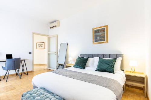 Duomo 7 min - Panoramic Terrace & Two Bedrooms
