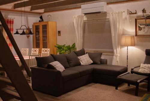 Χώρος καθιστικού στο Villa Birch