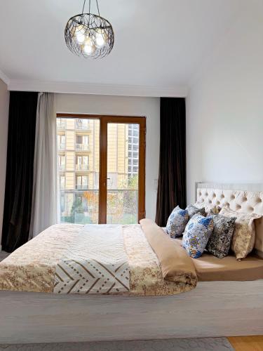 Istanbul City 11 by Royal Rentals