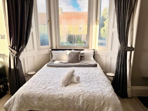 Immanuel House - Modern Luxury Victorian Home 1872 - Free Parking & SuperFast Fibre Optic WiFi photo 43