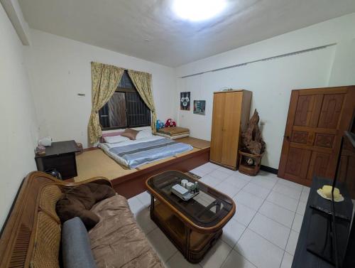 Φωτογραφία από το άλμπουμ του 山頂洞人 σε Fengyuan