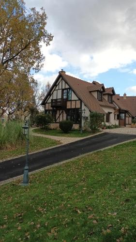 Το κτήριο όπου στεγάζεται  το bed & breakfast