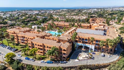 Nespecifikovaný výhled na destinaci Estepona nebo výhled na město při pohledu z hotelu