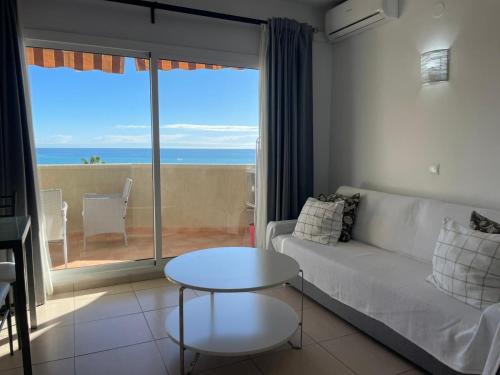 BenalBeach Frontline by BenalSuites - Sea View