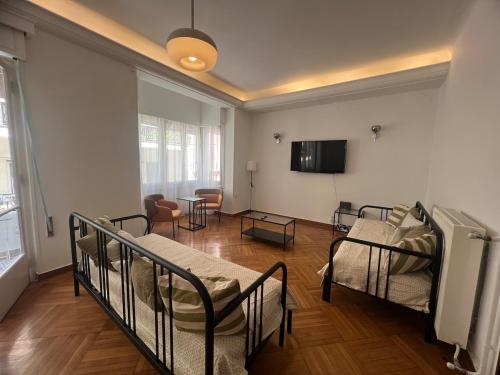 Youthful Dynamic Downtown Living - KefiHome