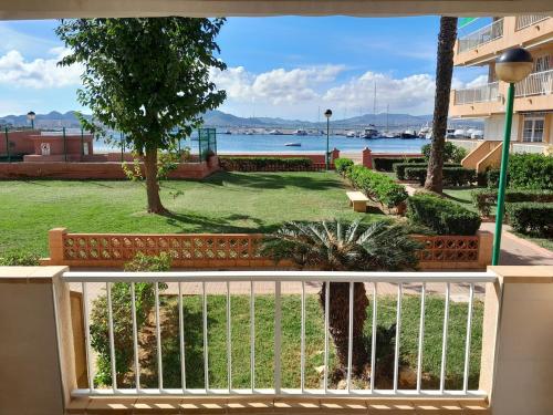 Bonito apartamento en Puerto Bello La Manga