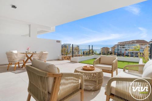 ViVi Homes - Bay Residence - pool - gym - big terrace