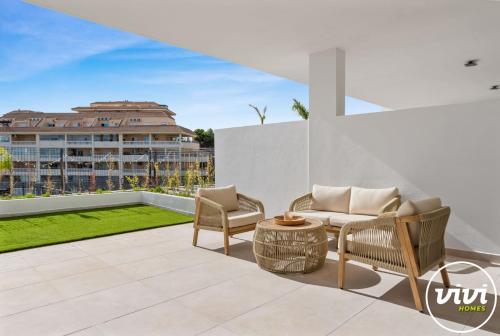 ViVi Homes - Bay Residence - pool - gym - big terrace