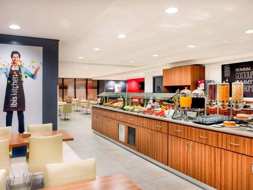 Φαγητό σε αυτό το ξενοδοχείο ή κάπου εκεί κοντά