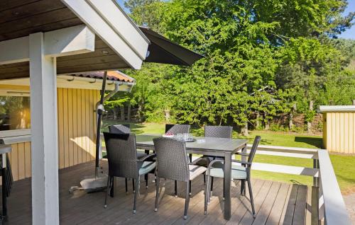 Κήπος έξω από το Stunning Home In Tranekær With Sauna