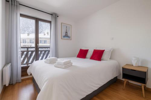 Modern Apt With Balcony In The Center Of Chamonix