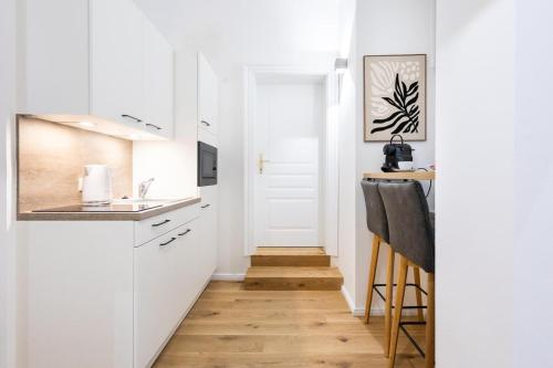 New Paradise studio l Minutes walk to city centre