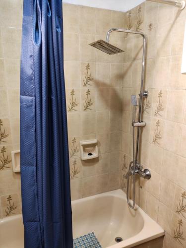 Et badeværelse på Departamento céntrico