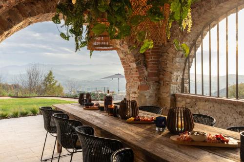 Φαγητό σε αυτό το διαμέρισμα ή κάπου εκεί κοντά