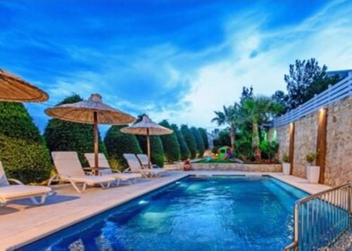 Fotografie z fotogalerie ubytování Villa Elmyra v destinaci Gerani