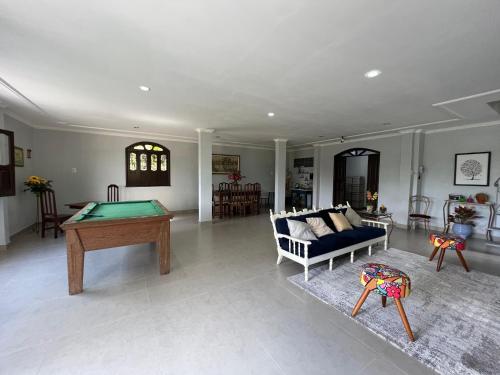 Biliár nebo kulečník v ubytování Seu Refúgio Aconchegante na Cidade