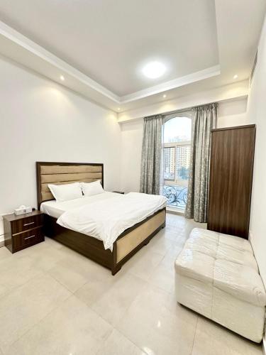 Entire 1-Bedroom Apartment with Balcony, Ajman