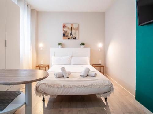 Ліжко або ліжка в номері Apartment Ruzafa Market 8A