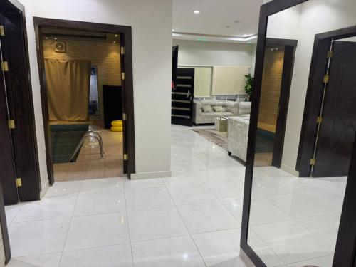 Ένα μπάνιο στο شاليهات الفخامة