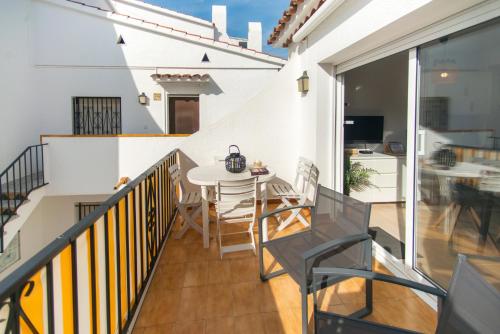 WELCS APARTAMENTO 295 EMP con piscina comunitaria