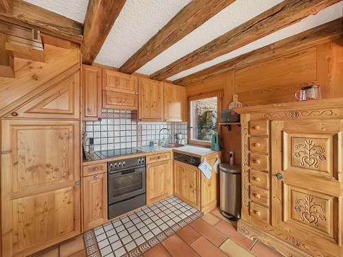 Nhà bếp/bếp nhỏ tại PO Big Dipper Suite - Anzere Slopeside - Swiss Alp