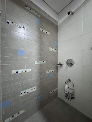 Vannituba majutusasutuses Comfort and style in a central house in Villarrica