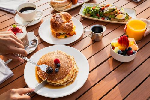 Đồ ăn tại/gần resort