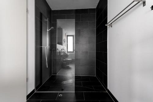 Foto Global Living - Design Apartment I Rathausplatz I Kitchen I Augsburg 6