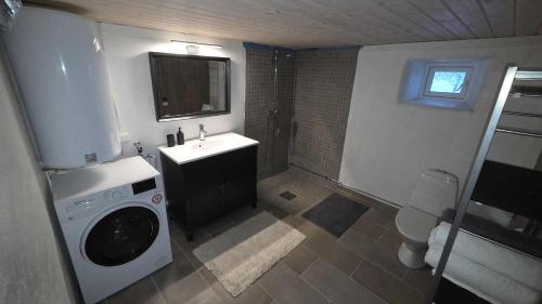 Ένα μπάνιο στο Fox Cabin