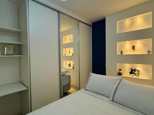 Una cama o camas en una habitación de luxury and comfort in one place