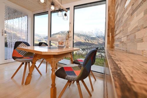 Rundblick Gästehaus Schruns Tschagguns by Alpenfeder