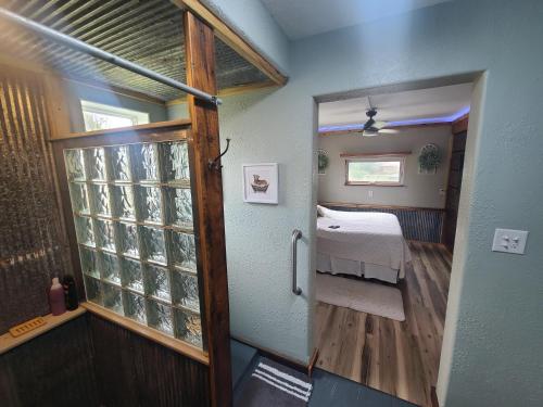 Ένα μπάνιο στο The Stable