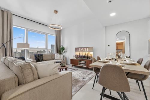 DVH Luxe Retreats, 2BR Radiant Boulevard, Al Reem Island