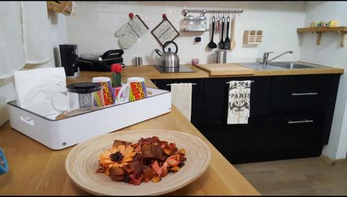 Η κουζίνα ή μικρή κουζίνα στο More Central Than This!Wifi -Washing Machine