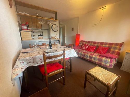 Pra-Loup 1600 - Appartement T2 pour 6 pers, centre station, prox. pistes - FR-1-165A-205
