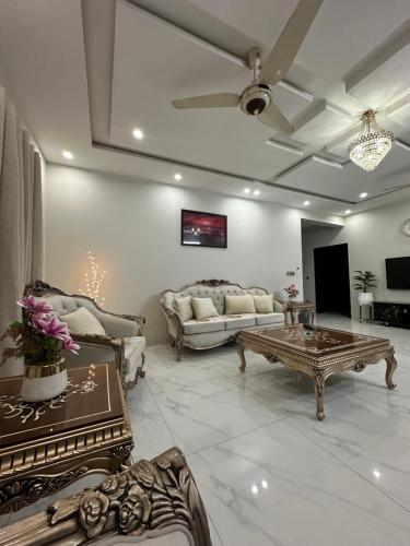 Et opholdsområde på MainStreetRental Residence