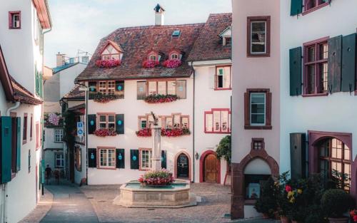 Το κτήριο όπου στεγάζεται  το ξενοδοχείο