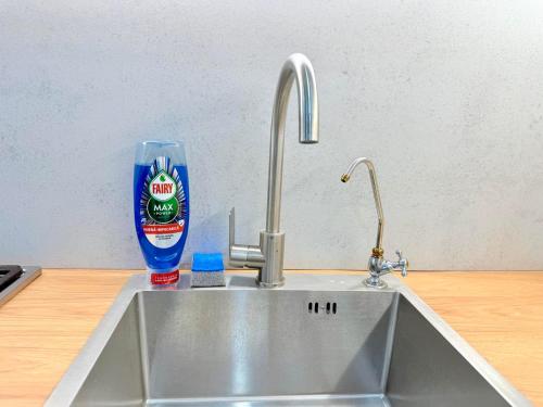 Φωτογραφία από το άλμπουμ του Cabin Hostel City Center Bernardazzi στο Kισινάου