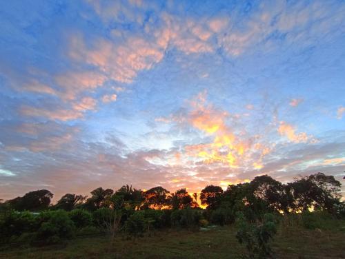 Blick auf den Sonnenuntergang/Sonnenaufgang von des Bed & Breakfasts aus oder aus der Nähe
