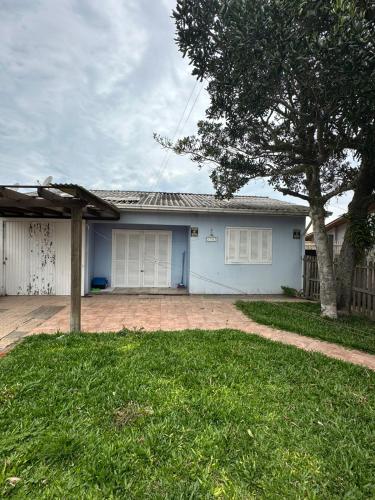 Το κτήριο όπου στεγάζεται  η παραθεριστική κατοικία