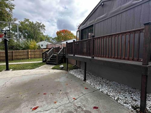 Το κτήριο όπου στεγάζεται  η παραθεριστική κατοικία