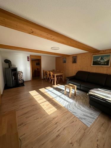 Imagem da galeria de Waterfall Valley House in Lauterbrunnen em Lauterbrunnen