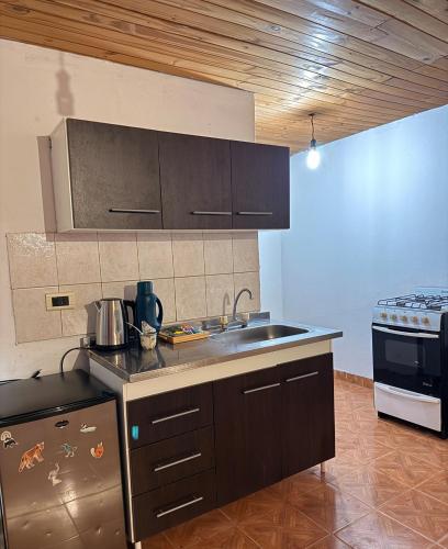 Køkken eller tekøkken på Departamento céntrico moderno minimalista