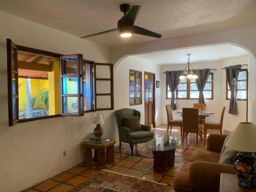 Posezení v ubytování Casa Hidalgo Hideaway