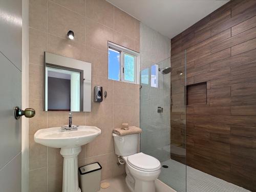 Koupelna v ubytování Vica Mayan Guest House