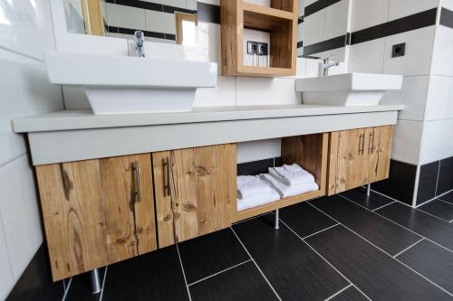 A bed or beds in a room at Ferienpark Gaal