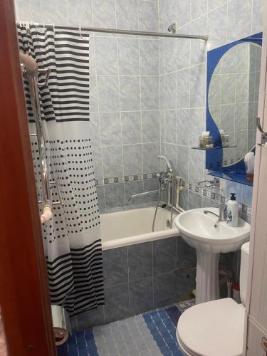 O baie la Уютная квартира с обстановкой, 2 этаж