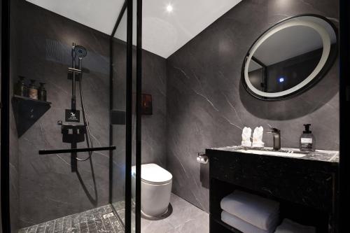 Ένα μπάνιο στο 广州栢里酒店北京路上下九步行街店